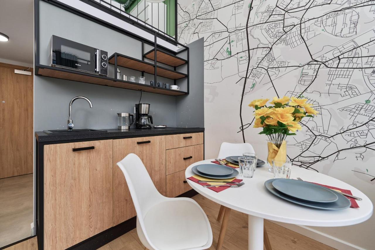 Mezzanine Studio Apartments Zarembowicza Wroclaw Airport By Renters Exteriér fotografie