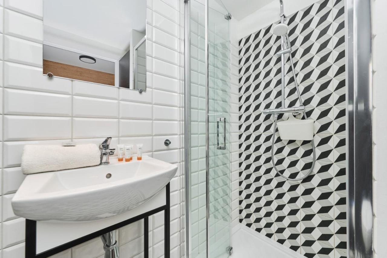Mezzanine Studio Apartments Zarembowicza Wroclaw Airport By Renters Exteriér fotografie