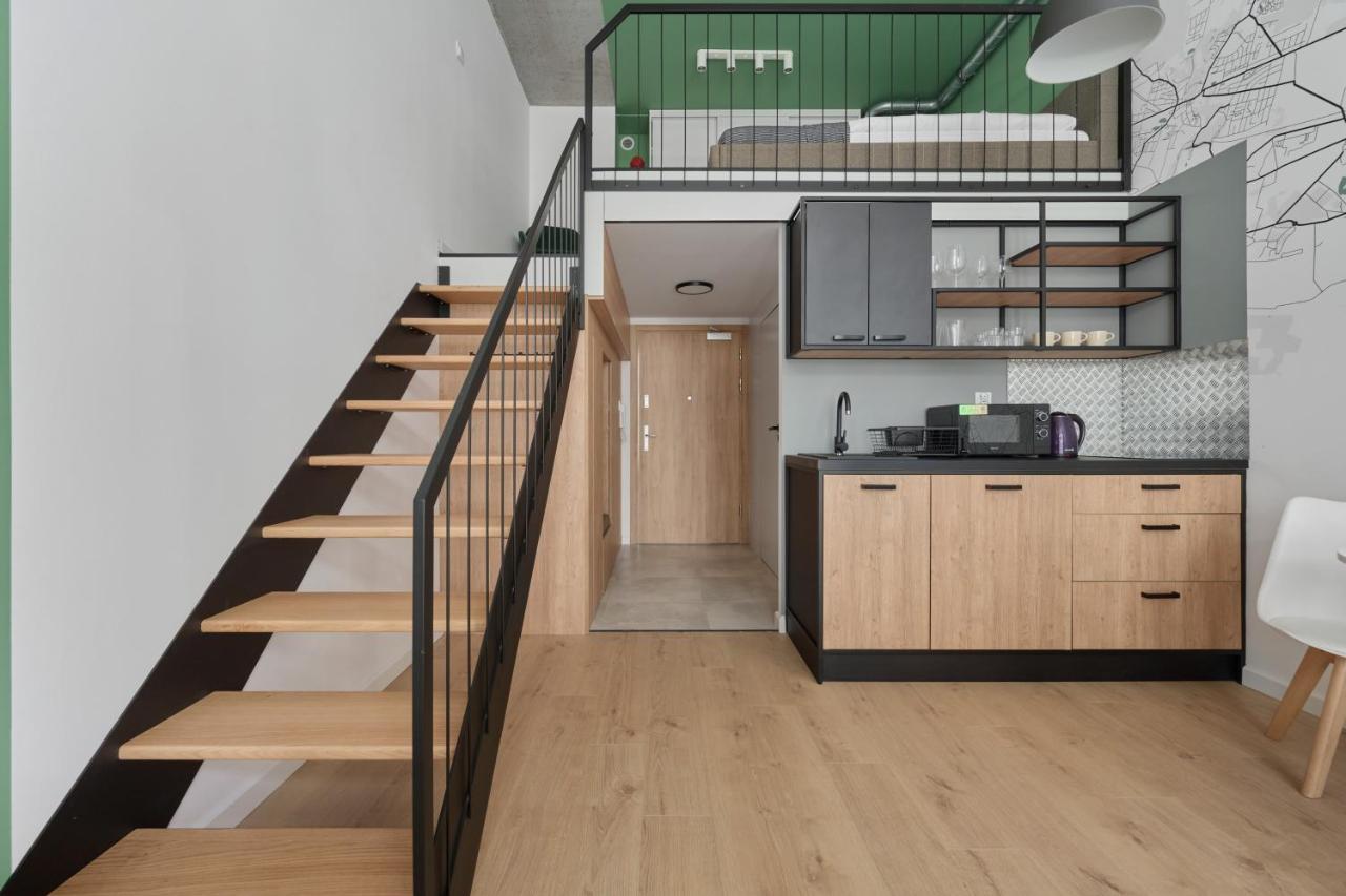 Mezzanine Studio Apartments Zarembowicza Wroclaw Airport By Renters Exteriér fotografie