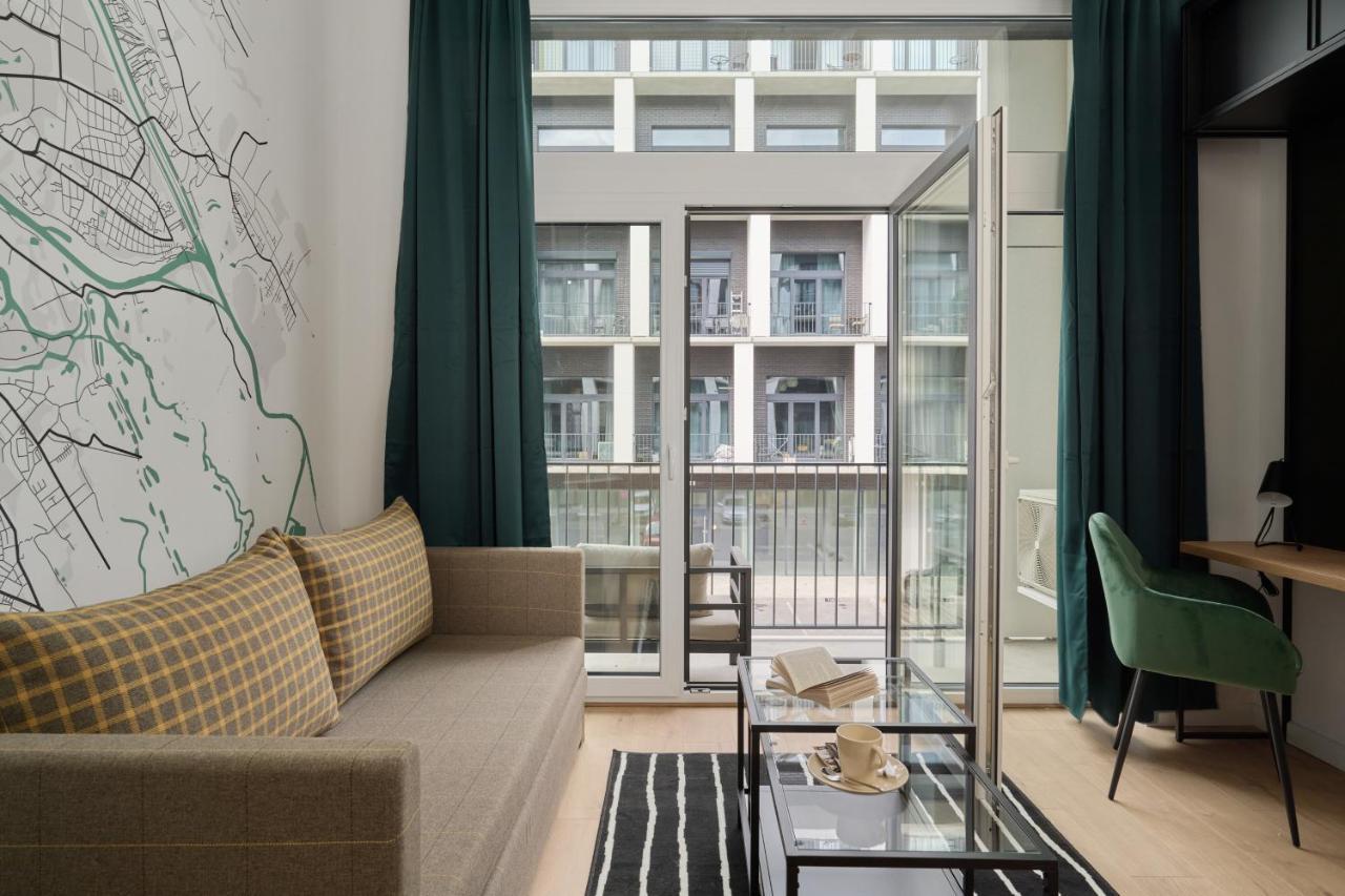 Mezzanine Studio Apartments Zarembowicza Wroclaw Airport By Renters Exteriér fotografie